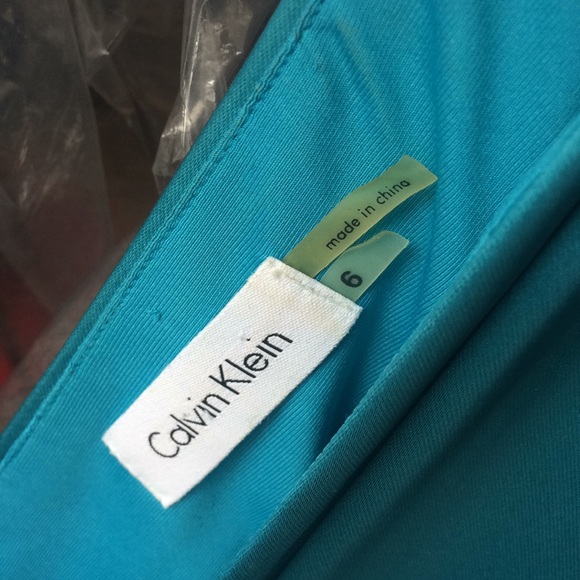 Dress - Picture 4 of 4